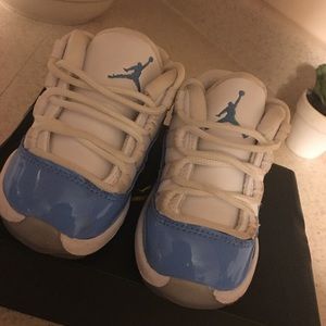 4c Jordan sneakers worn and loved